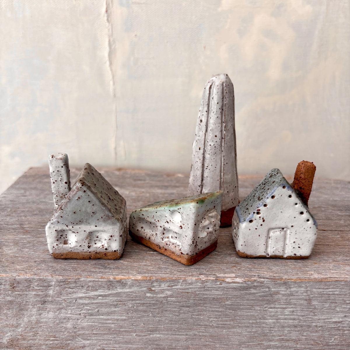 A Village of cute Mini Cottages paired with a charming little tree - Set No.1