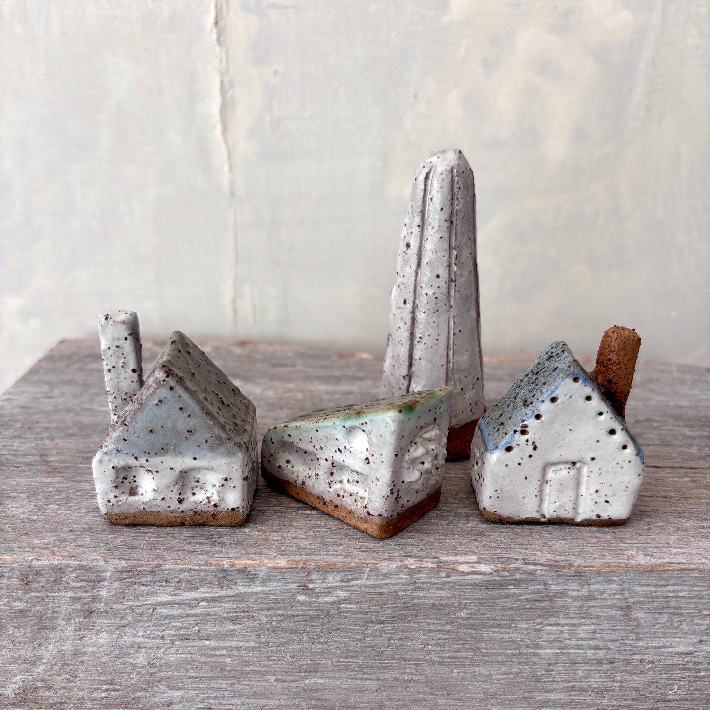 A Village of cute Mini Cottages paired with a charming little tree - Set No.1