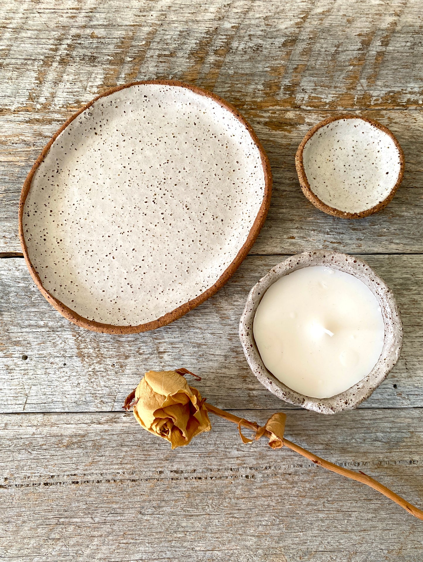 Handmade Rustic Plate + Hand poured candle + small dish  45-13
