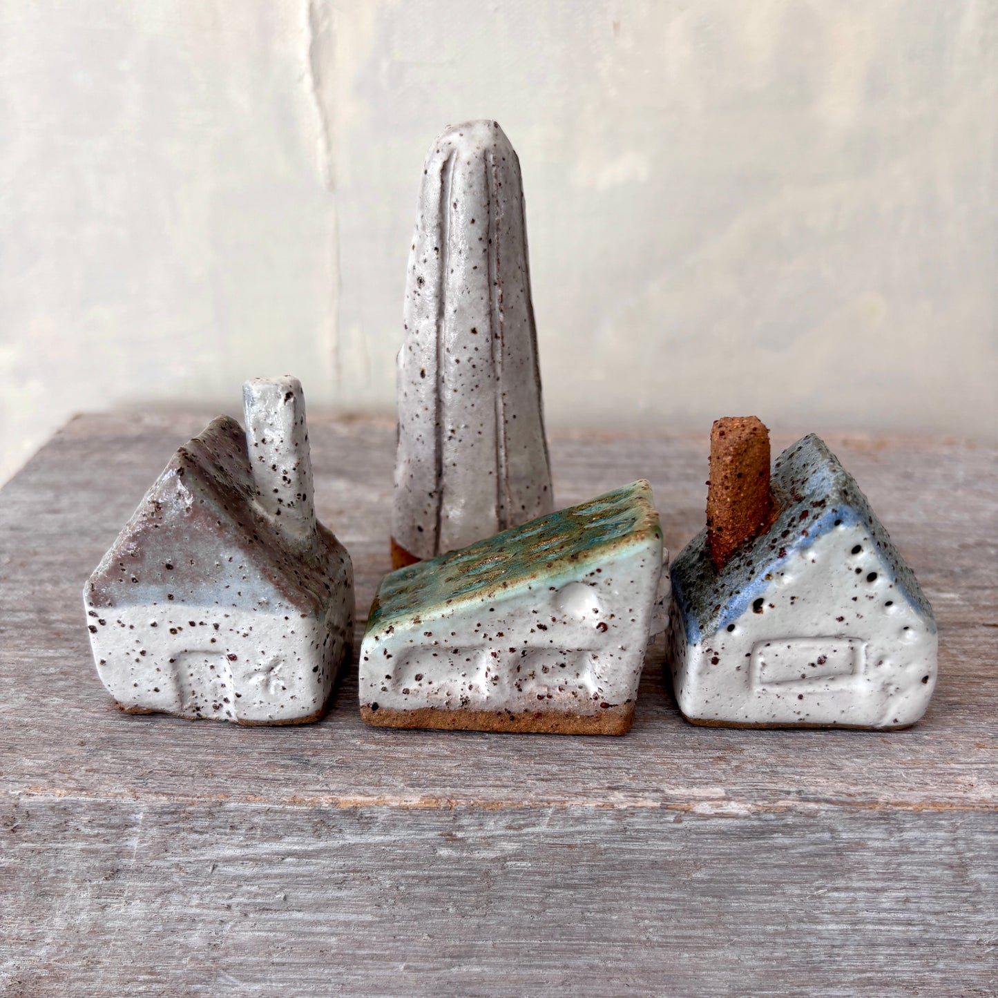 A Village of cute Mini Cottages paired with a charming little tree - Set No.1