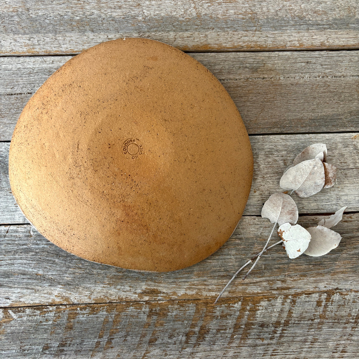 Salad bowl | rustic and versatile | white glaze with speckles  (10-03)