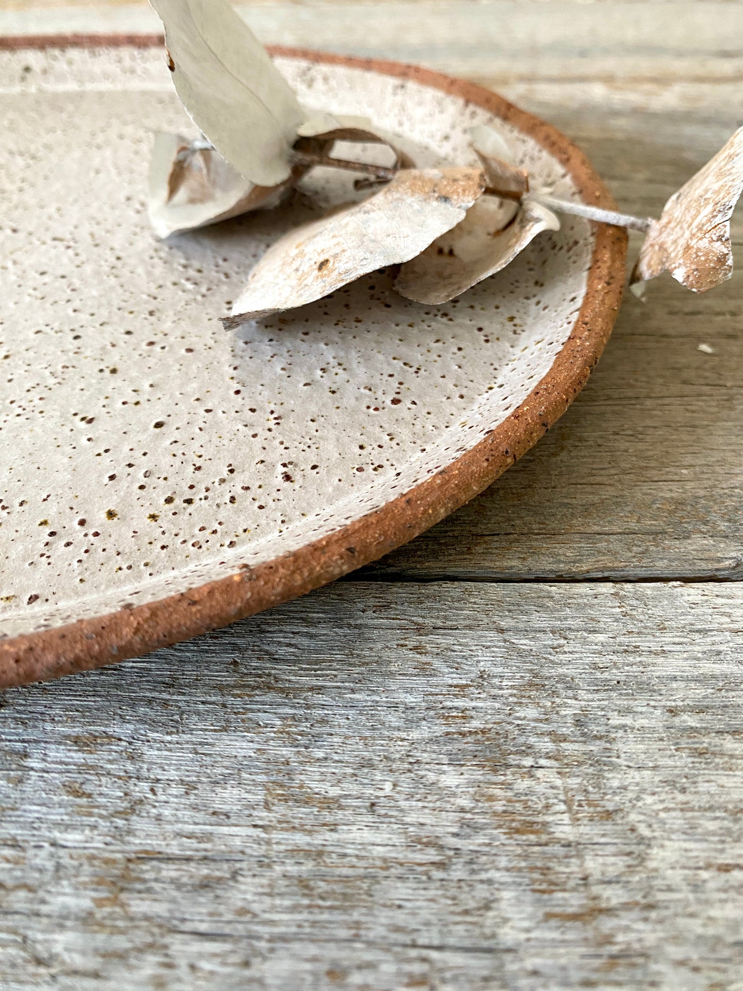 Oval shaped Lunch/Dinner Plate - Hand formed - Rustic - White glaze 23-23