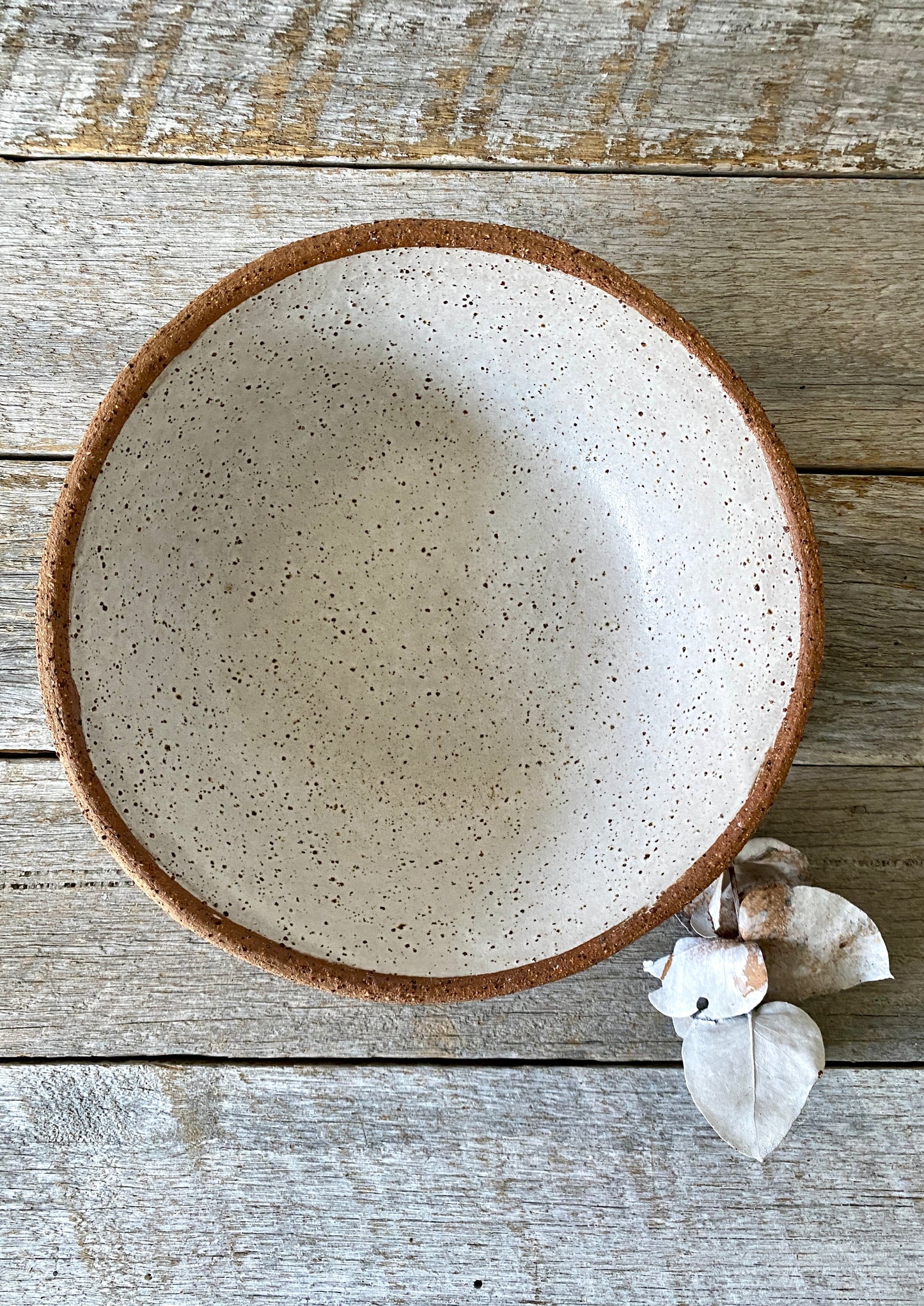 Salad bowl - rustic and versatile - white glaze with speckles 12-03