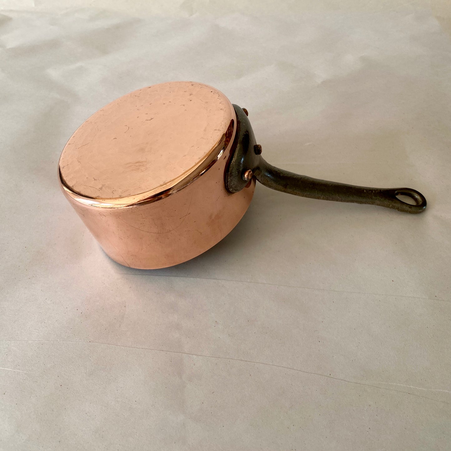 Beautiful Vintage French Copper Saucepan 12cm with tin lining and cast iron handle.