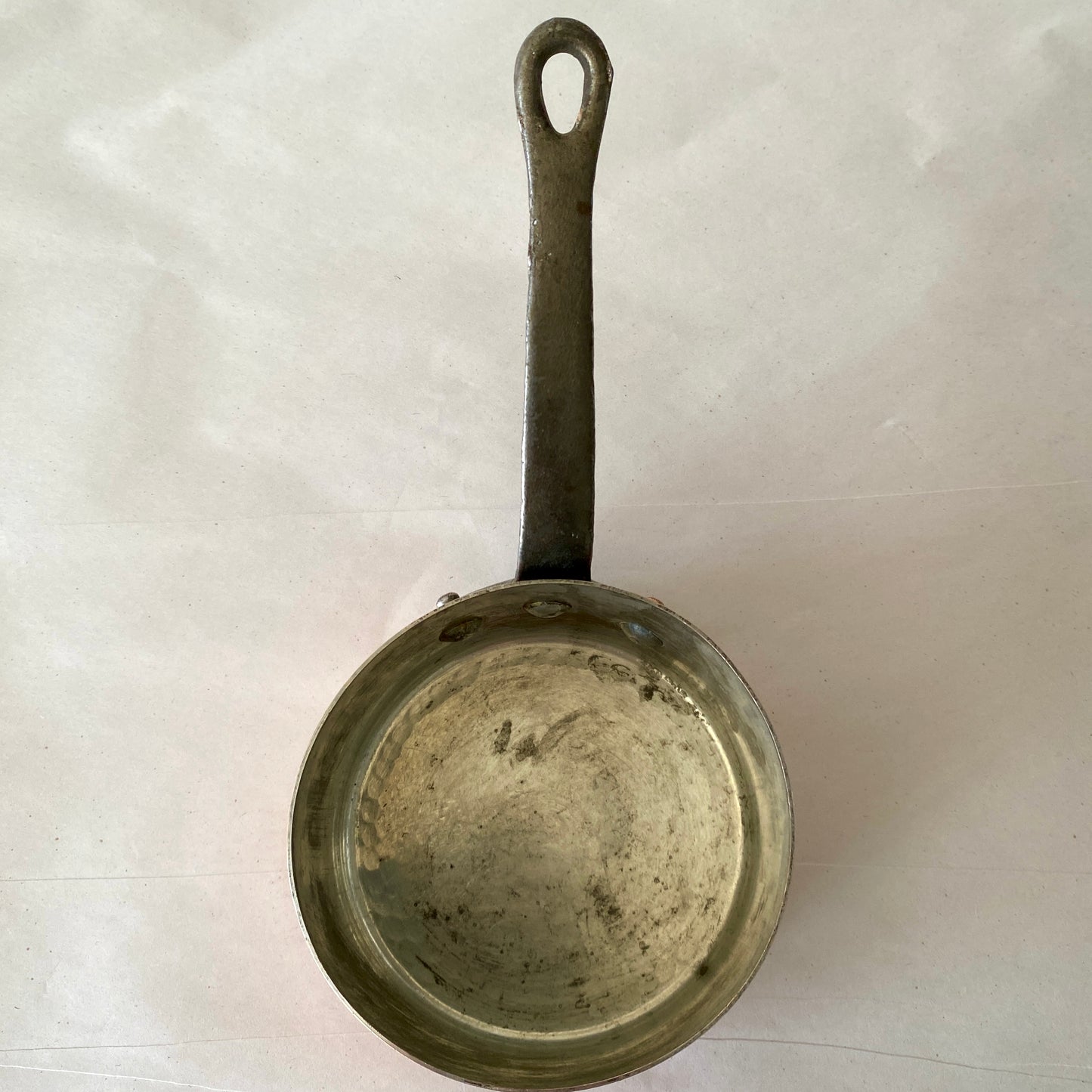 Beautiful Vintage French Copper Saucepan 12cm with tin lining and cast iron handle.