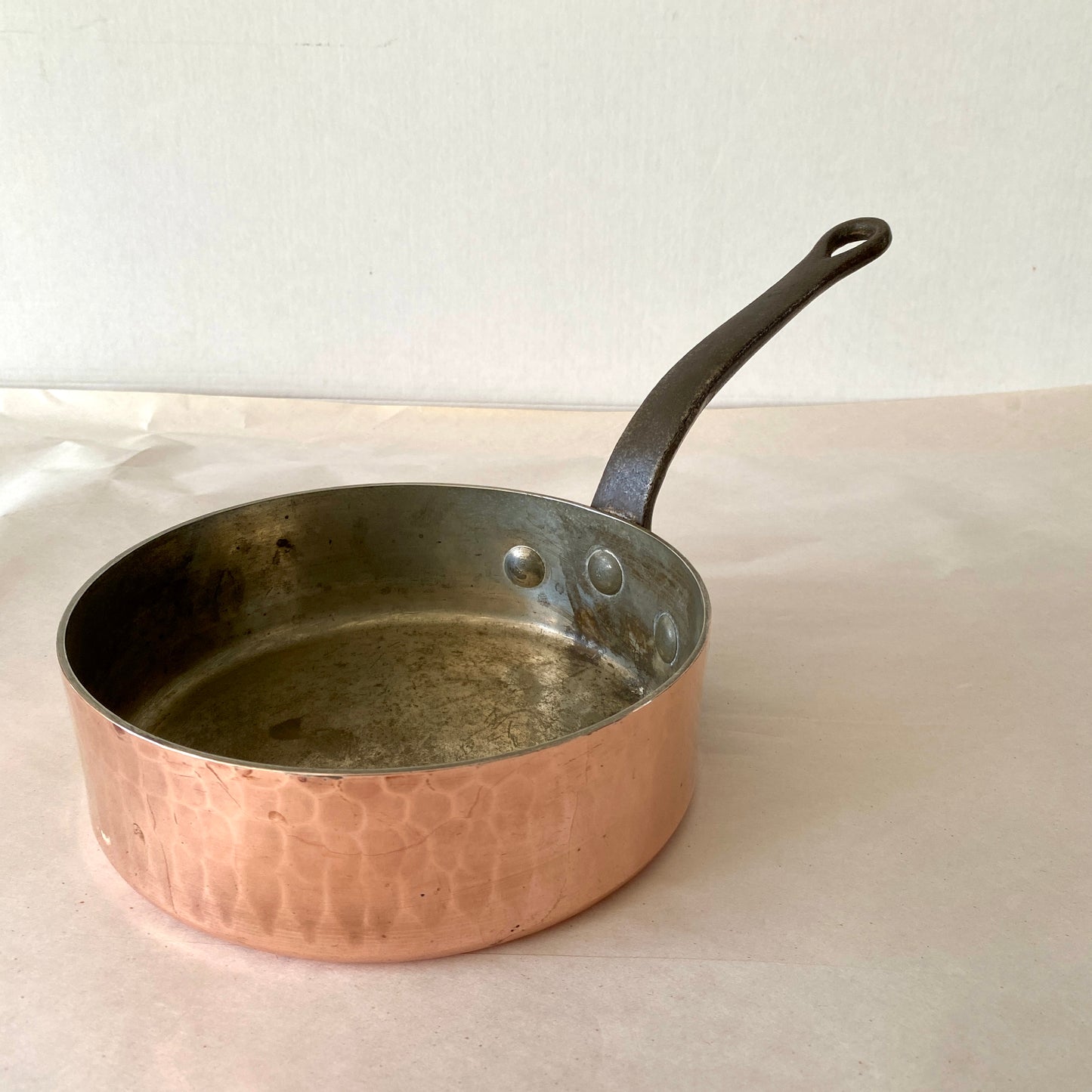 Beautiful Vintage French Copper Saucepan 18cm with tin lining and cast iron handle