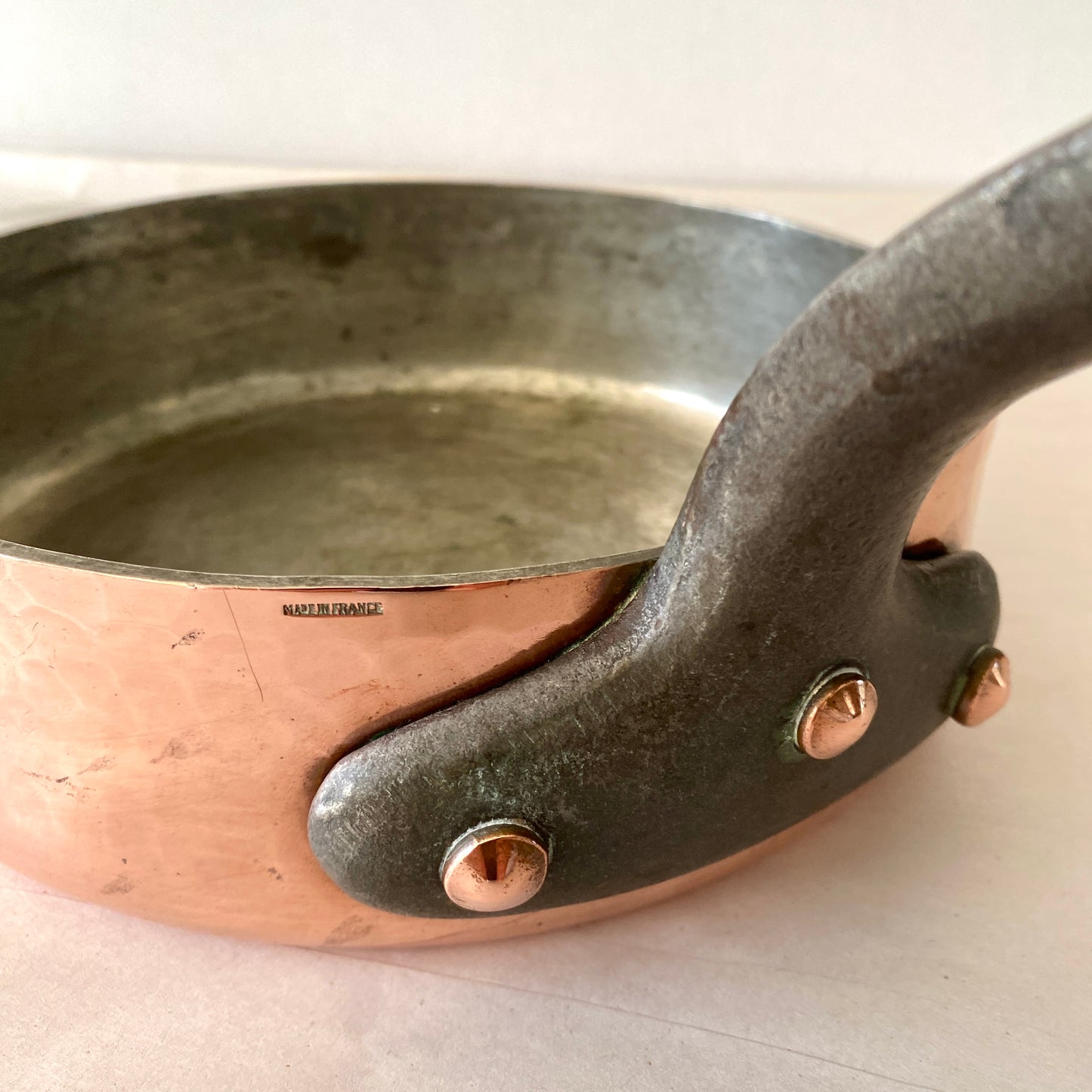 Beautiful Vintage French Copper Saucepan 21cm with tin lining and cast iron handle