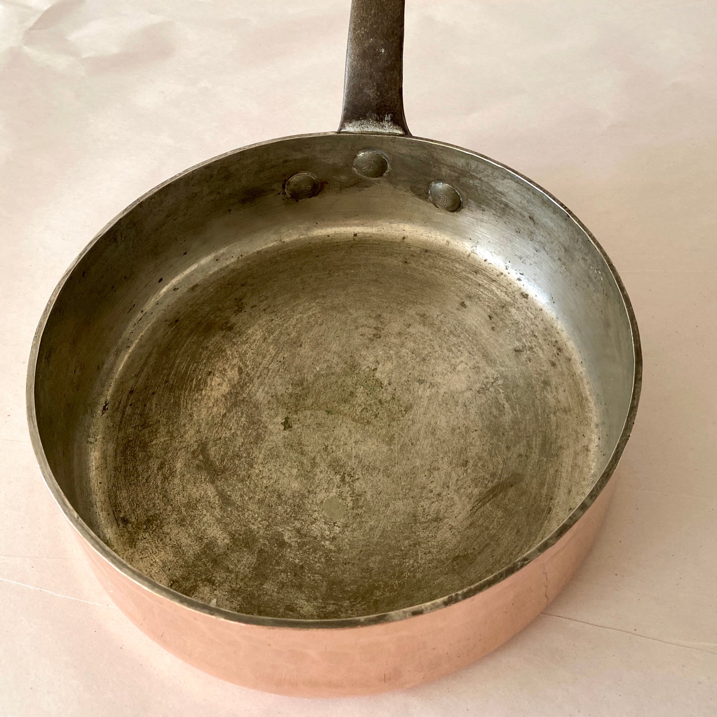 Beautiful Vintage French Copper Saucepan 21cm with tin lining and cast iron handle