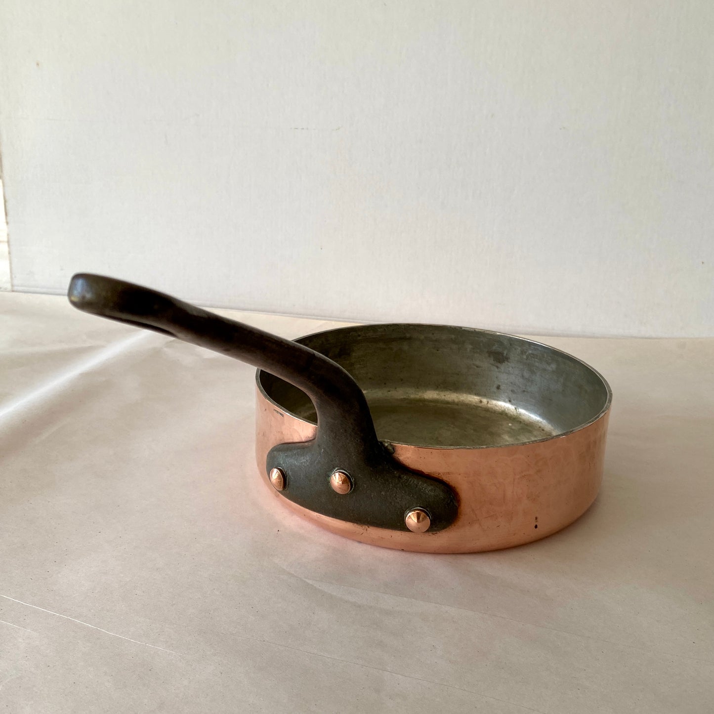 Beautiful Vintage French Copper Saucepan 21cm with tin lining and cast iron handle