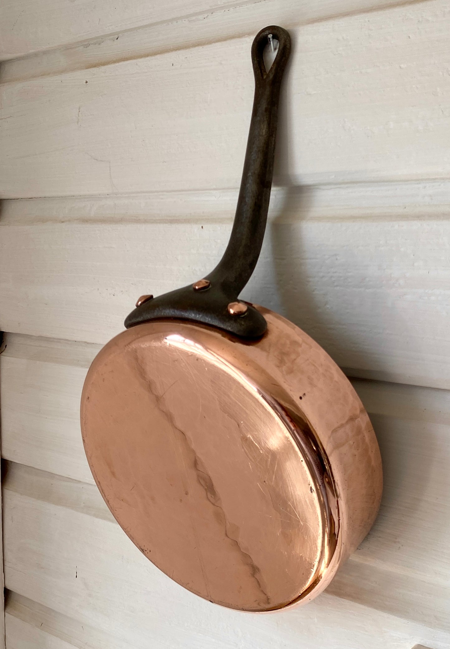 Beautiful Vintage French Copper Saucepan 21cm with tin lining and cast iron handle