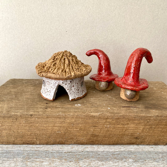 Two Christmas gnomes and a cute little Hut 26-03