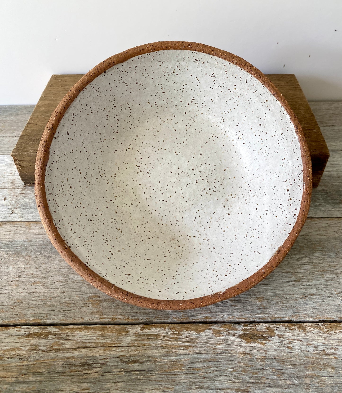 Salad bowl - medium size - rustic and versatile - white glaze with speckles 12-04