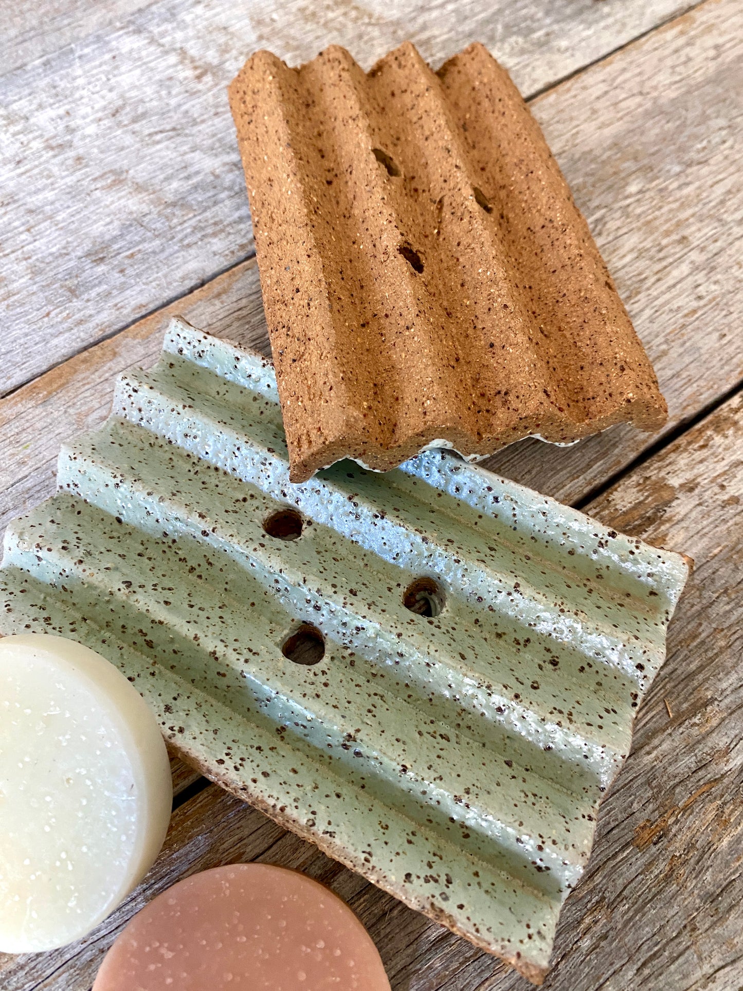 Rustic handmade ceramic soap dish - light green glaze - with 2 handmade soaps