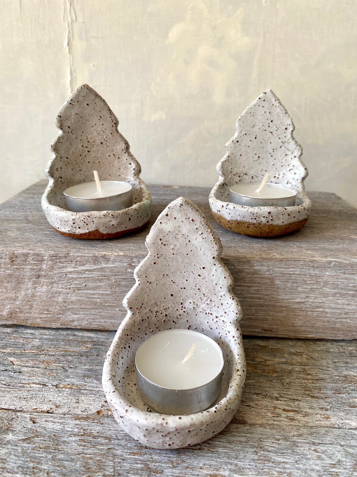 Handcrafted Christmas Tree Tealight with A Touch of Hygge - White 25-1223