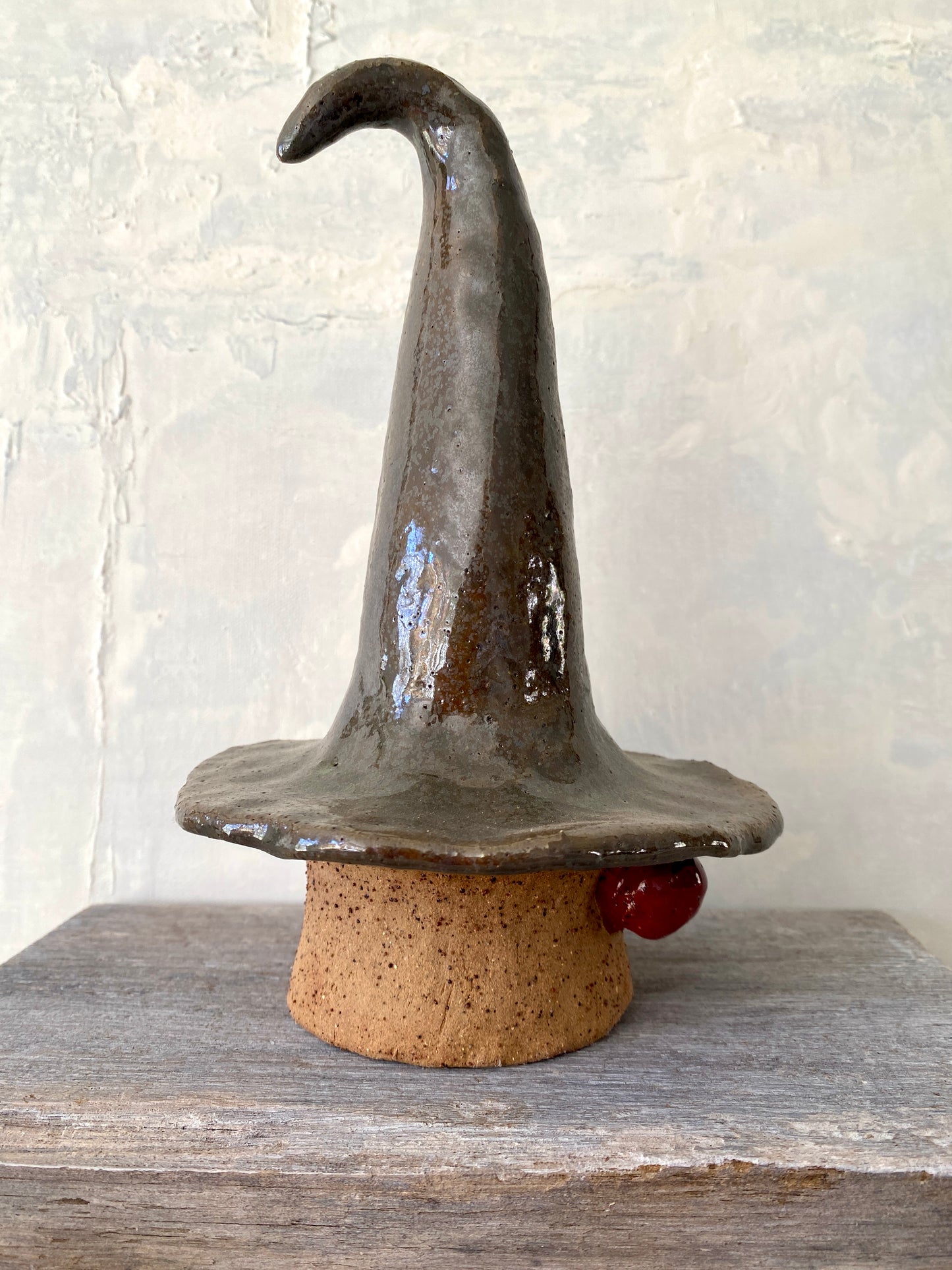 Large Christmas Gnome with grey/brown hat and red nose 25-1221