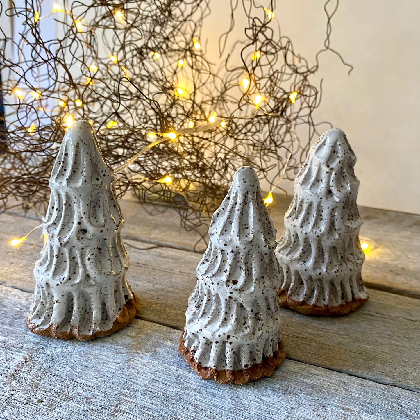 Christmas Tree - Rustic clay with white glaze 26-13