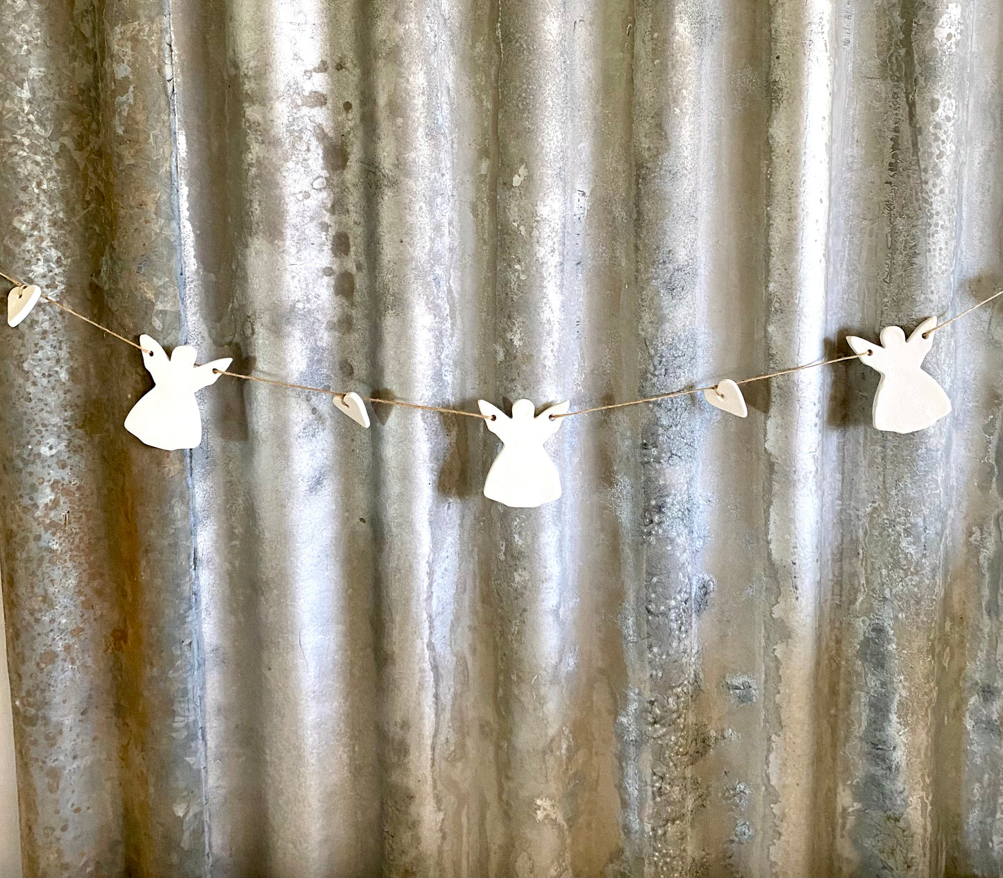 Ceramic Garland with Angles and Hearts - White ceramic Christmas Ornaments on jute string